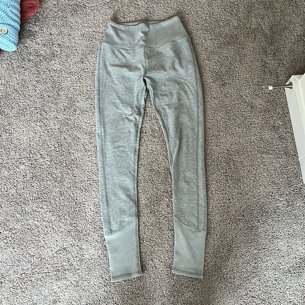 ALO leggings